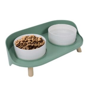 A beautiful food bowl that will complement any modern home. Perfectly raised stand to protect your pet’s neck. Bowls are dishwasher, oven and microwave safe. Each one holds up to 450ml. Food shown is excluded. Dimensions 37 x 19 x 11 cm