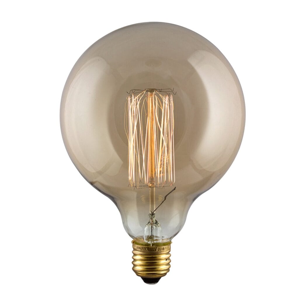 Dimmable carbon filament maxi globe for all your lighting needs Diameter : 125 mm Length : 175 mm Base : E27 Watt : 60W