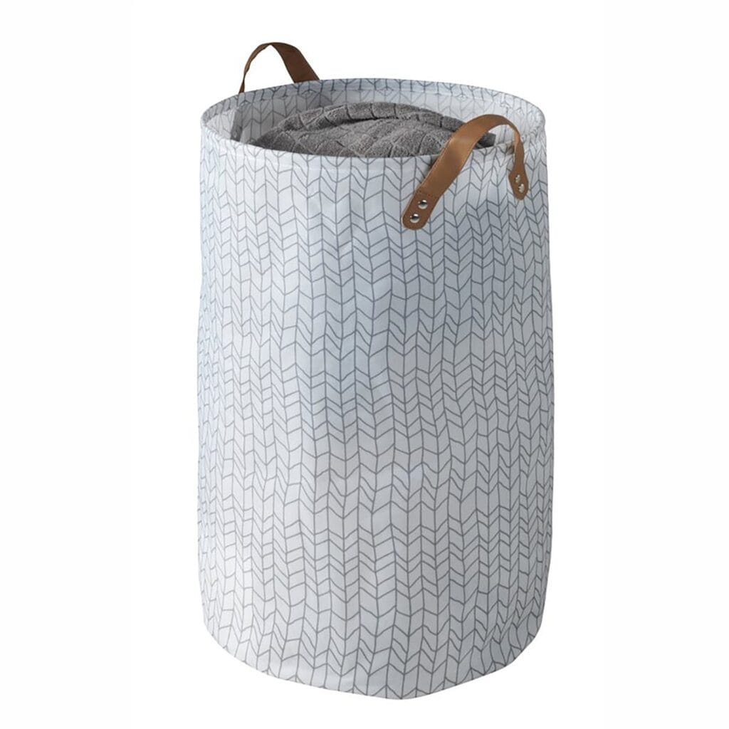 Modern Geo laundry basket adds a modern flair to any room, it is the ideal helper for tidiness and cleanliness in any household. Elegant pattern on a 100% polyester white background with brown artificial leather handles.