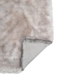 Welcome warmth and cosiness into your home with the rich, mottled Yukon faux fur. Available in four exquisite tones, these 100% polyester furs have the look of luxury and feel like the real deal.