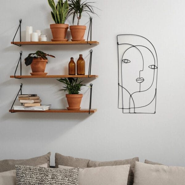 MOLINA : I am Molina. I am me. Unapologetically. A unique translation of line art and emotion, hand crafted to adorn your wall.