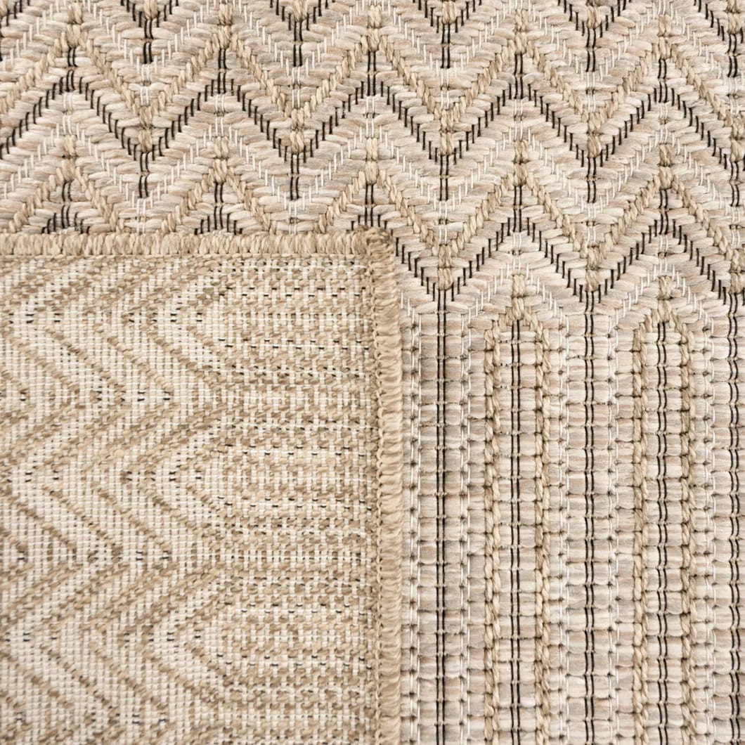 The rich texture, breezy design and earthy, sun-baked shade of the Beachcomber Rug will bring a warm, laid-back vibe to your home. A 100% polypropylene pile imbues the rug with durability, stain resistance and softness, making it ideal not only for any exterior area but high-traffic interior spaces too.
