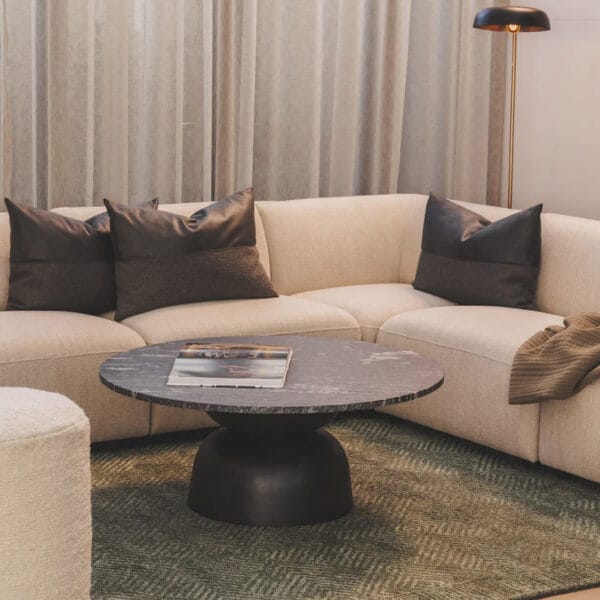 Eye-catching cast aluminium bases and tabletops made of Banswara Indian marble define the Lisbon range. Featuring a side table, coffee table, bistro table and a four-seater dining table, these undercover accents will find perfect placement on covered patios, balconies or garden areas.