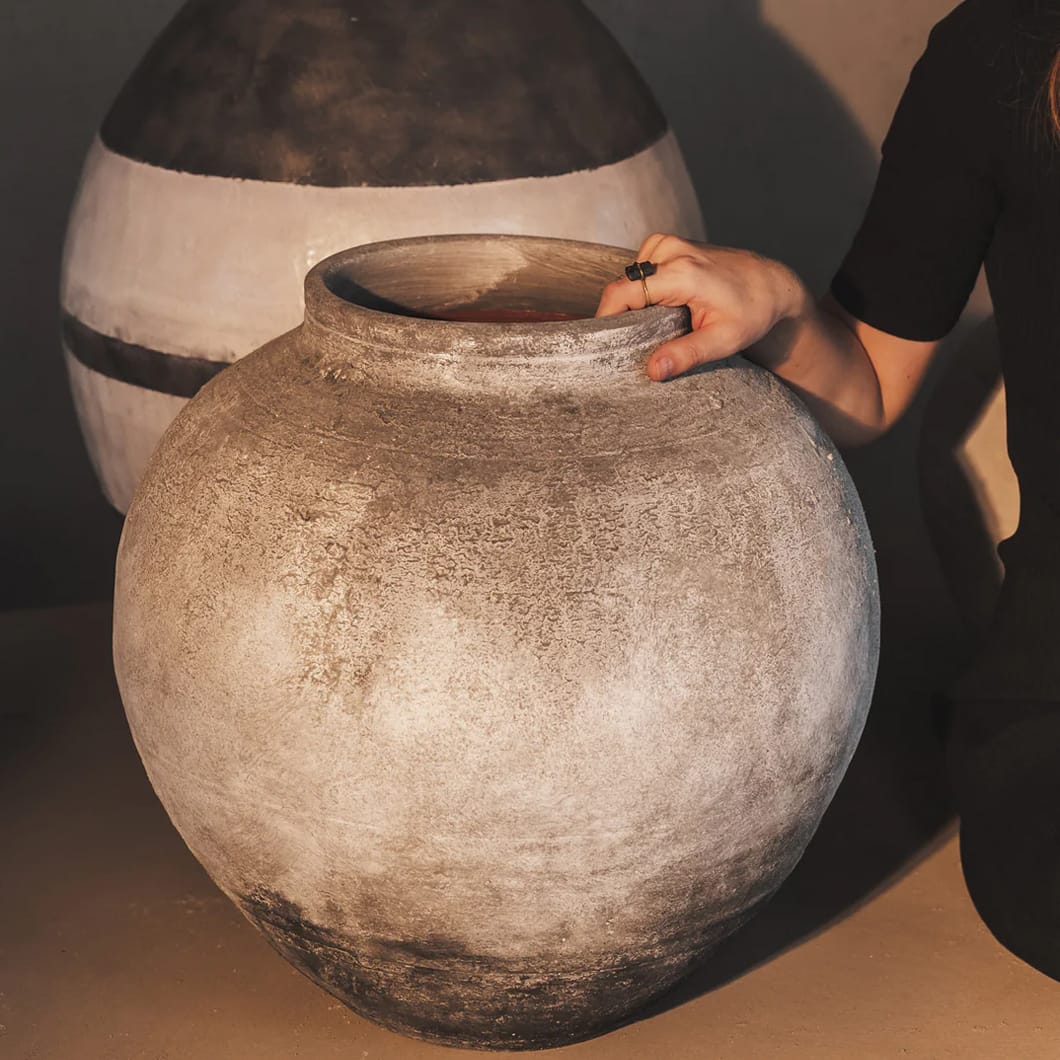 Chloe Vase in Moonlit - Image 2