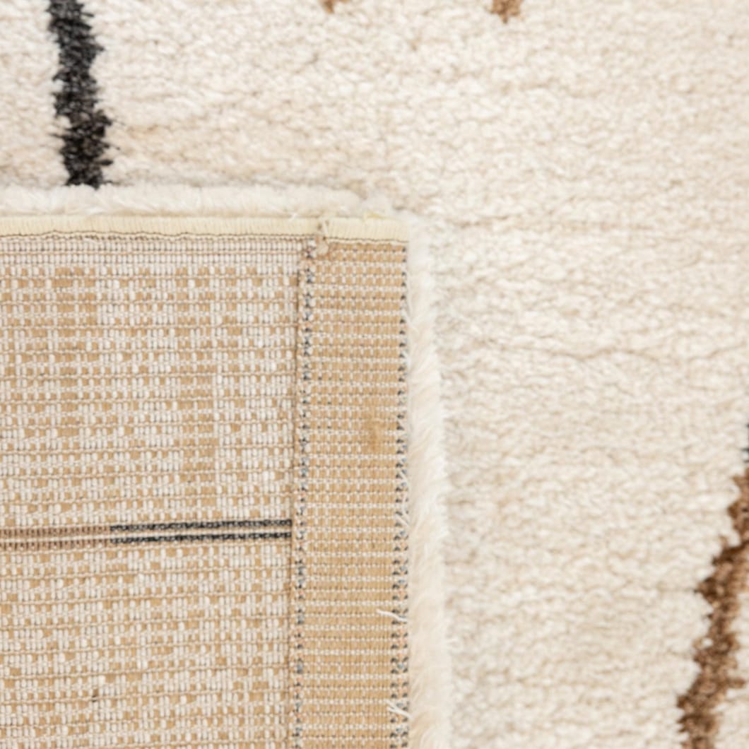 Bastille Rug in Ivory - Image 2