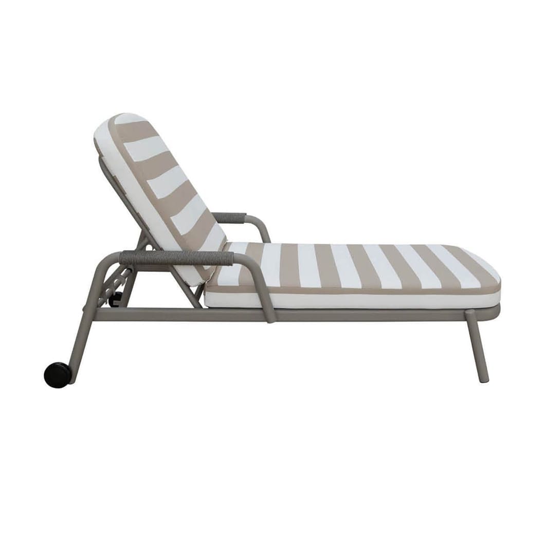 Umhlanga Lounger in Sandcastle - Image 3