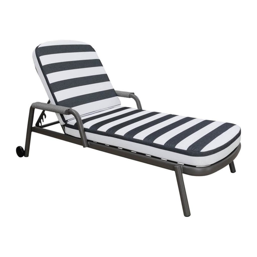 Umhlanga Lounger in Volcanic