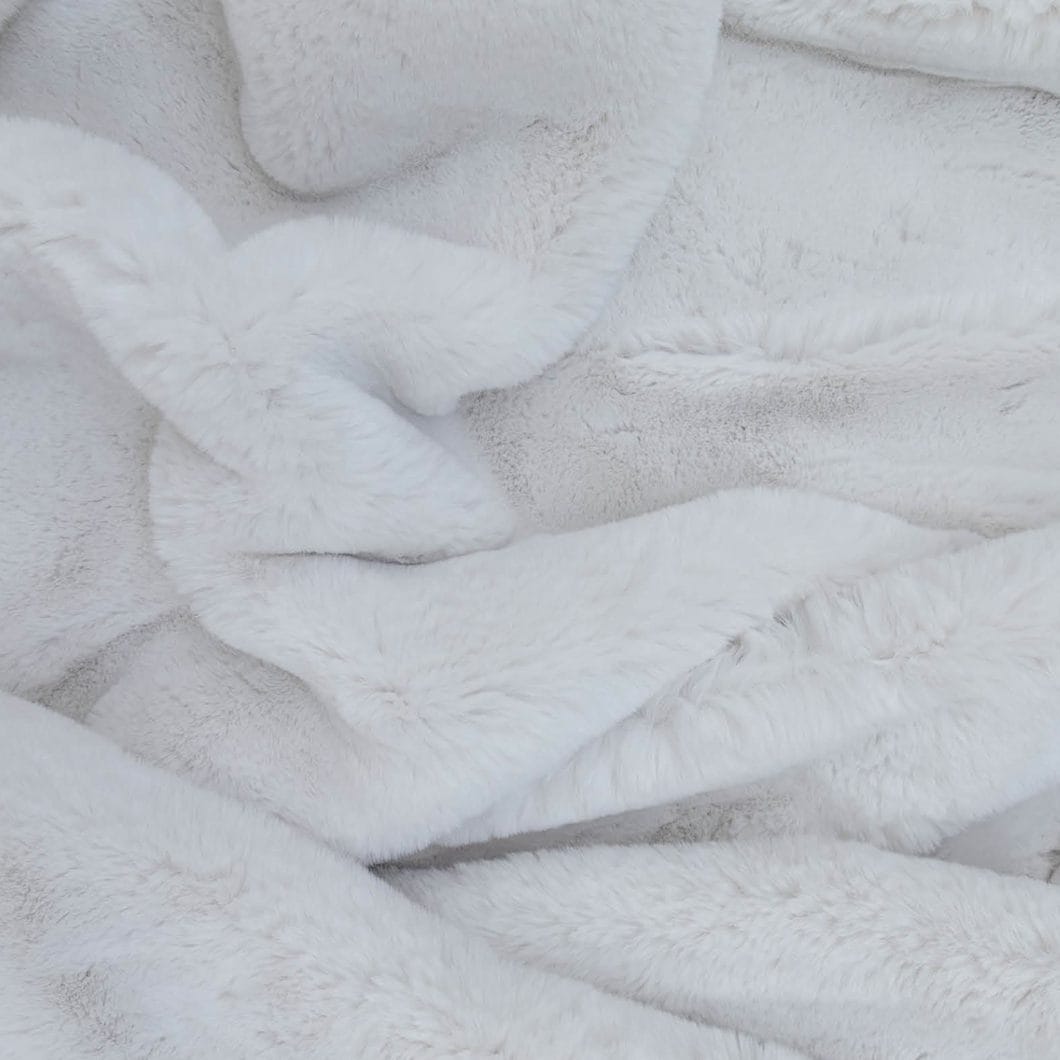 Polar Fur in Artic - Image 2