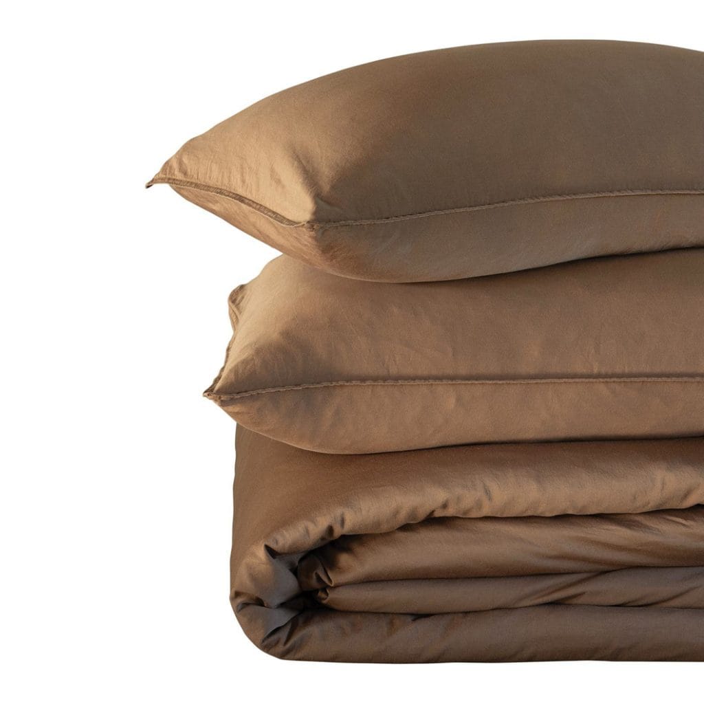 Dreamy Bed Set in Husk