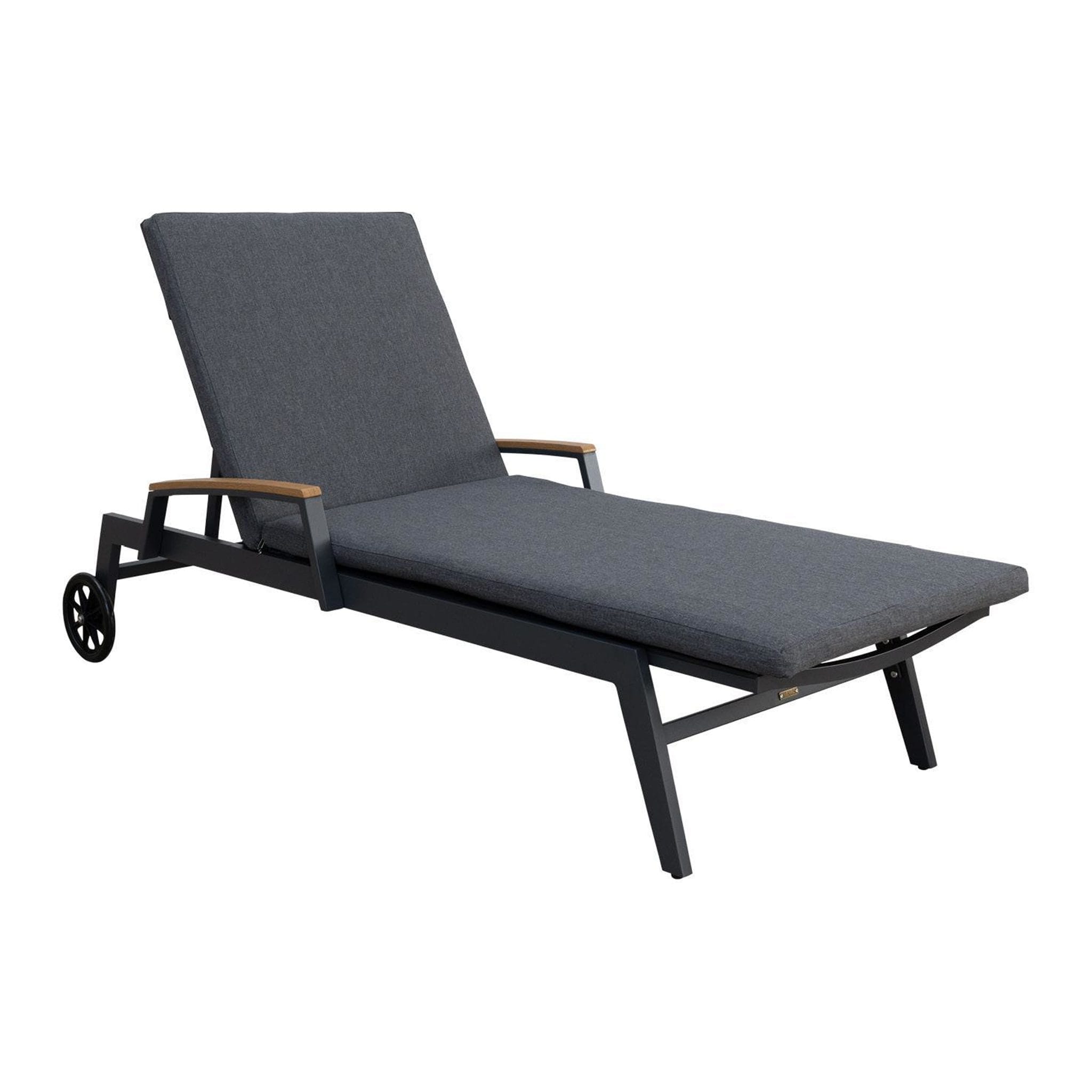 Copacabana Lounger in Pebble